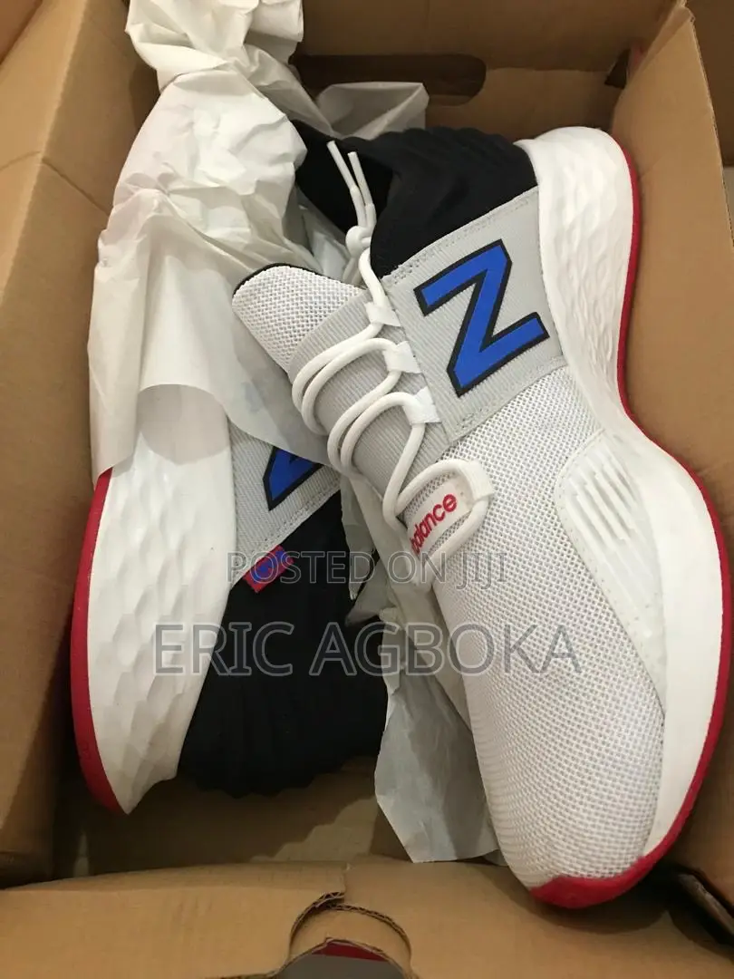 New Balance Tennis Shoes