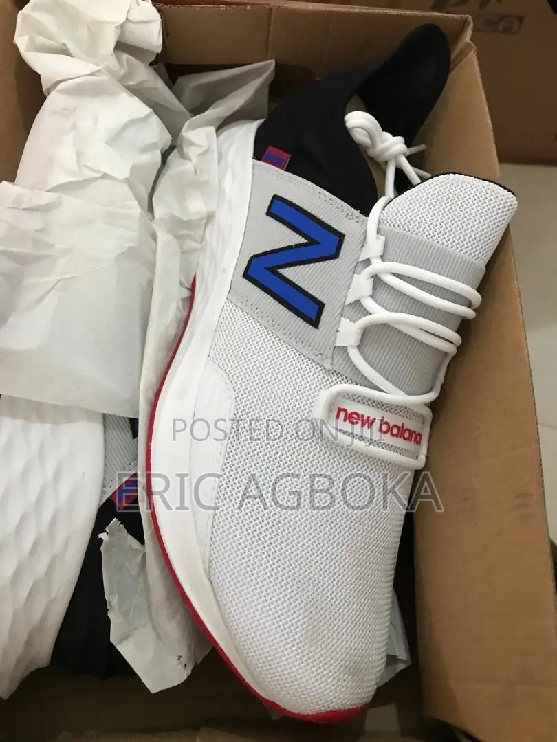 New Balance Tennis Shoes