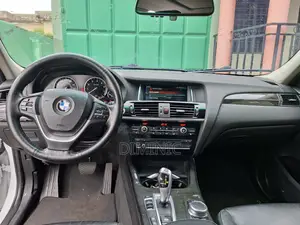BMW X3 xDrive28i AWD 2017 White