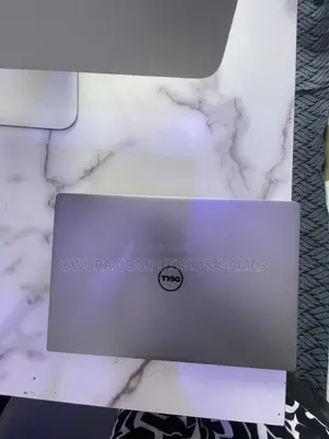New Laptop Dell XPS 13 4GB Intel Core i3 SSD 256GB
