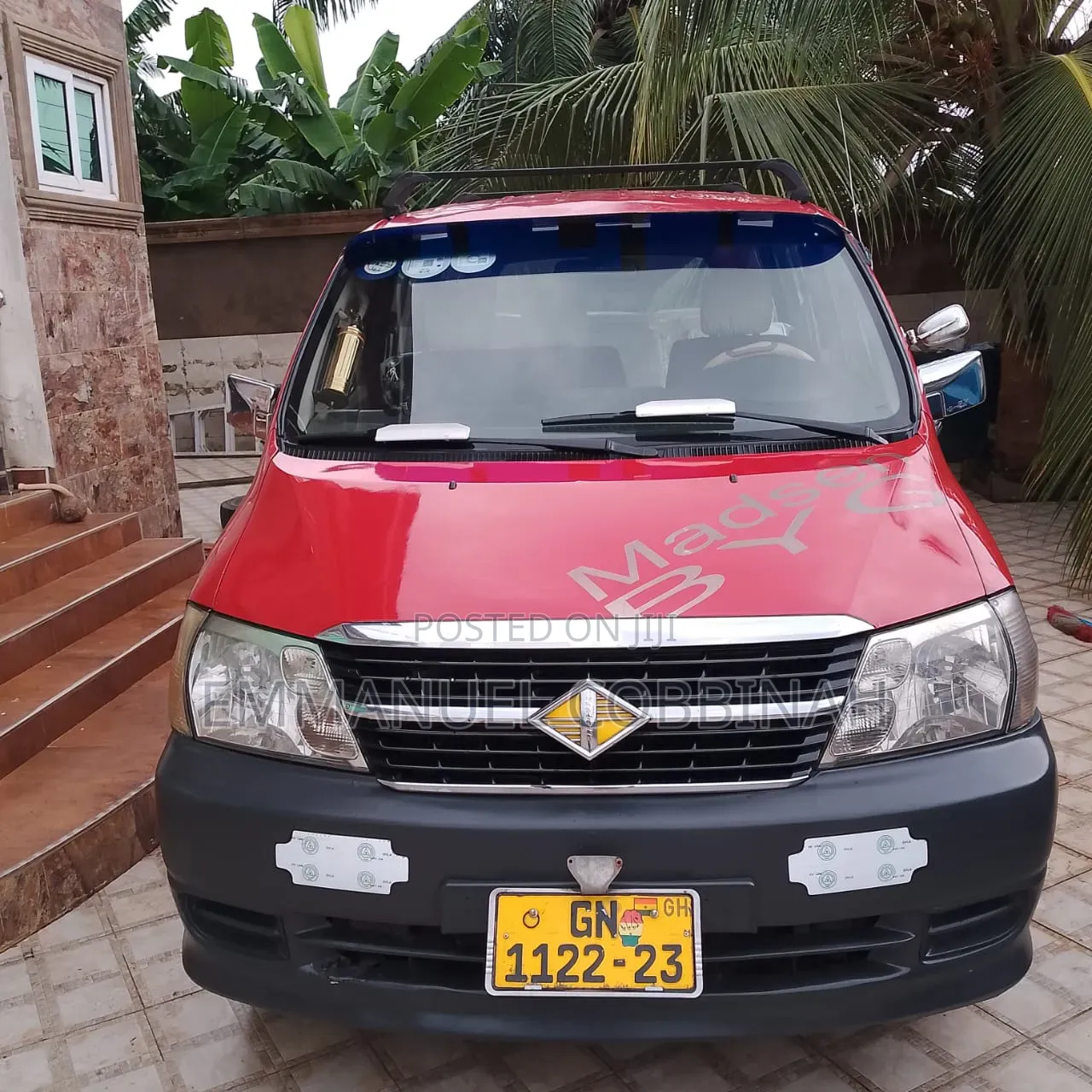 Toyota HiAce 2012 Red