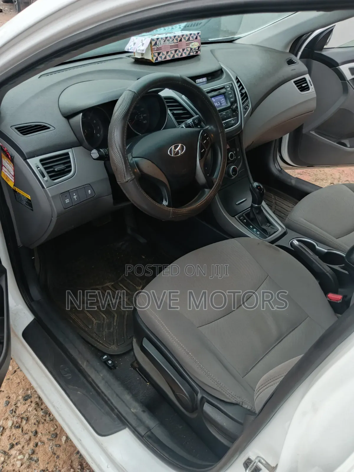 Hyundai Elantra 2015 White