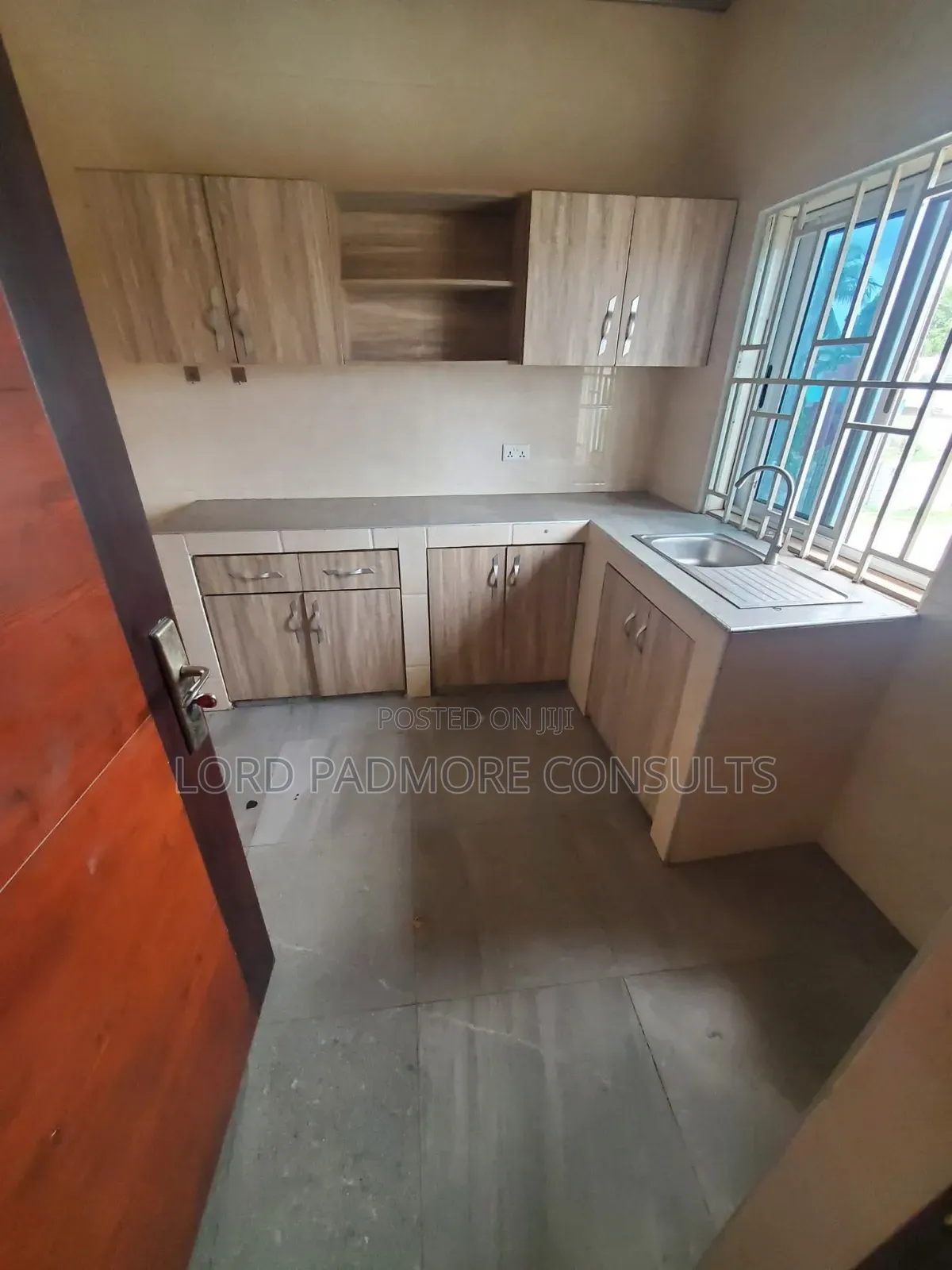 2bdrm Apartment in Adenta-Aviation, Housing Down for rent