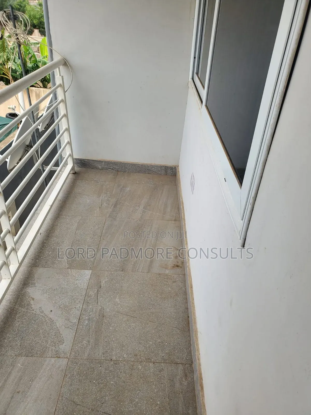2bdrm Apartment in Adenta-Aviation, Housing Down for rent