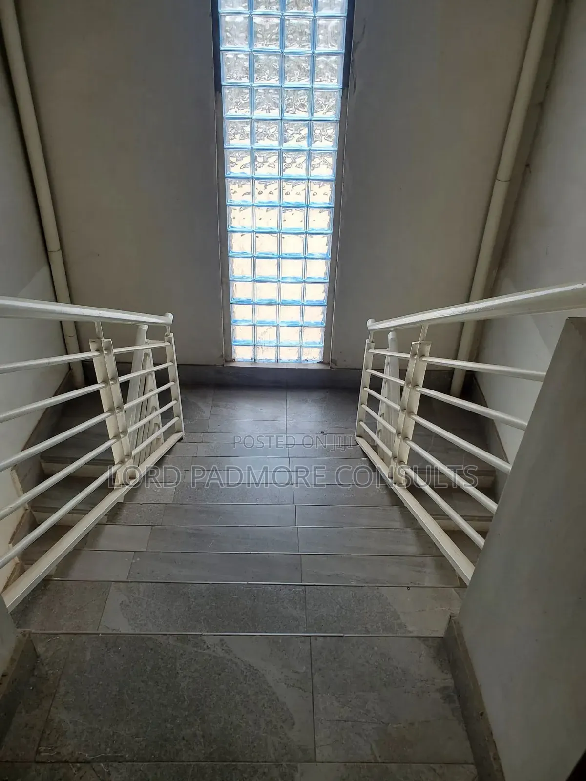 2bdrm Apartment in Adenta-Aviation, Housing Down for rent