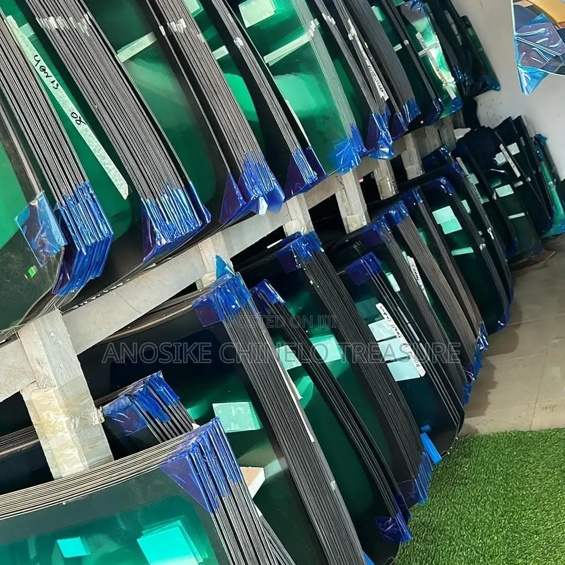 All Car's Windscreen