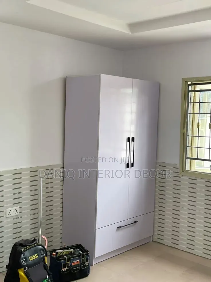 Interior Decor and Carpentering Services