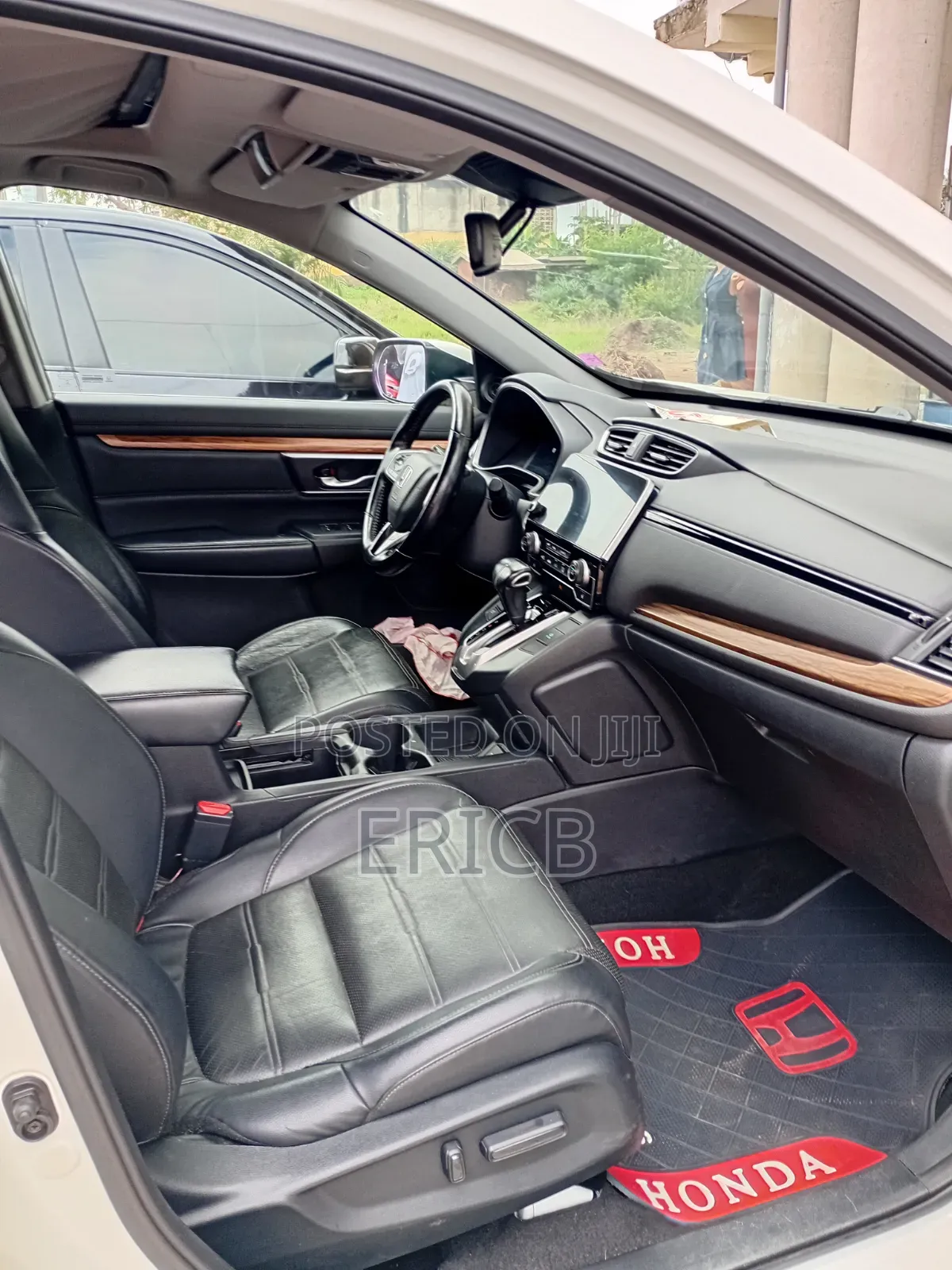 Honda CR-V 2019 White