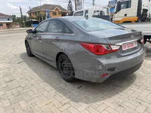 Hyundai Sonata Limited 4dr Sedan (2.4L 4cyl 6A) 2014 Gray