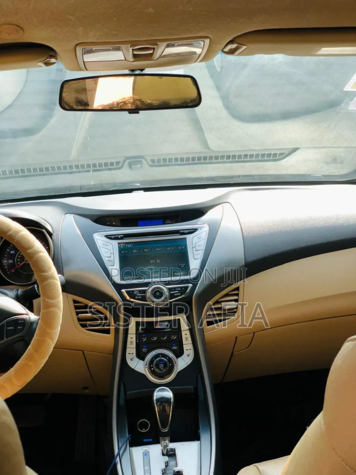 Hyundai Elantra 2013 White