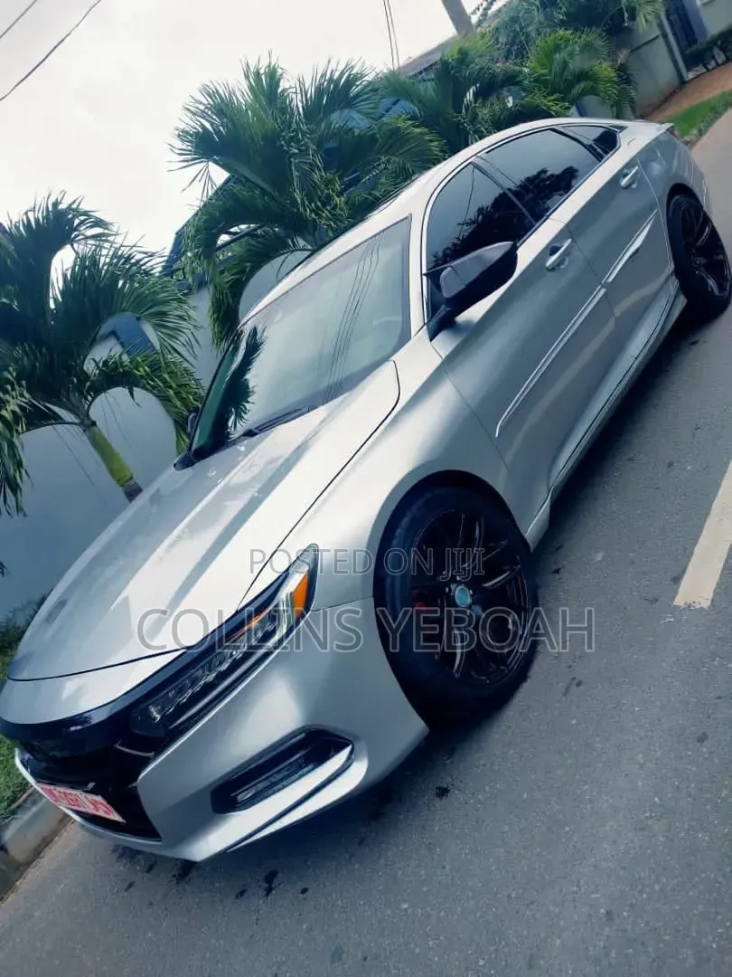 Honda Accord 2019 Silver