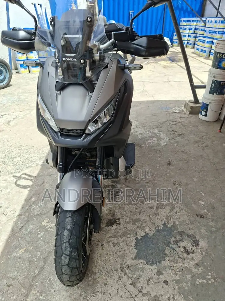 Honda 2020 Gray