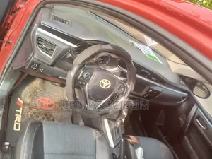 Toyota Corolla S 4dr Sedan (1.8L 4cyl CVT) 2016 Red