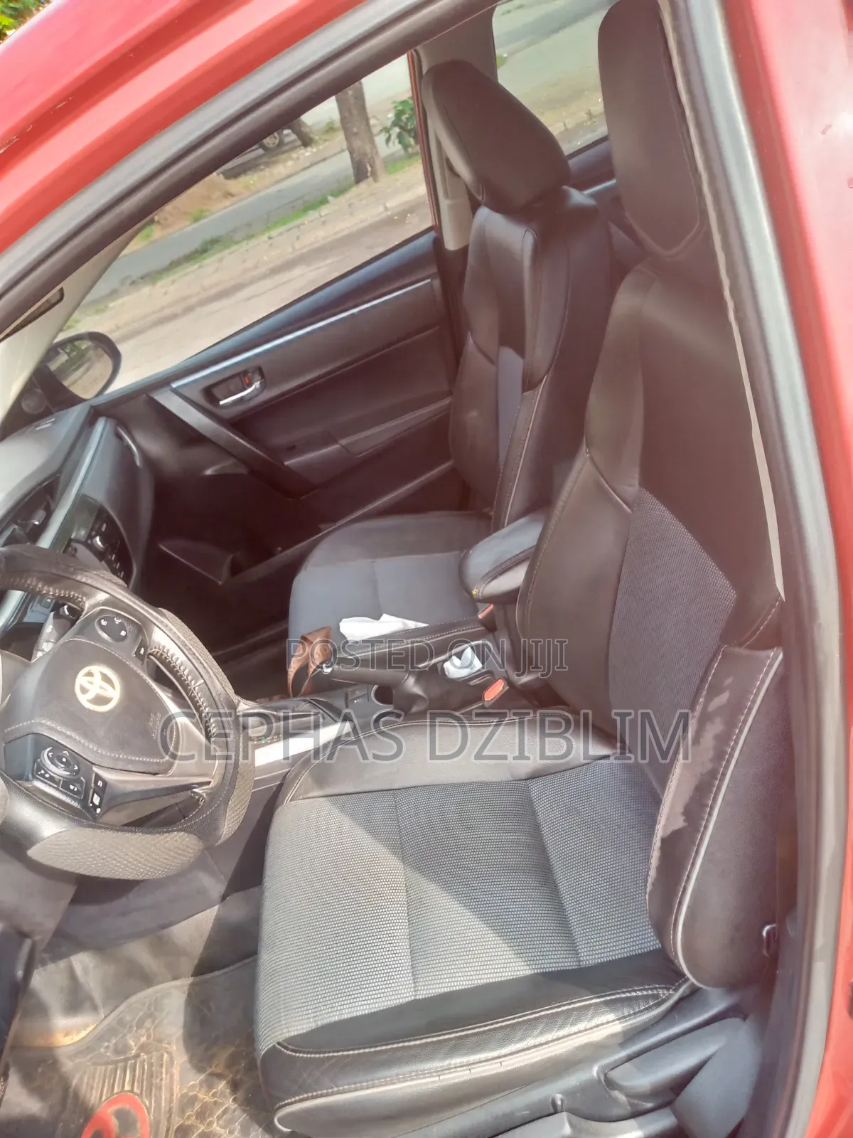 Toyota Corolla S 4dr Sedan (1.8L 4cyl CVT) 2016 Red