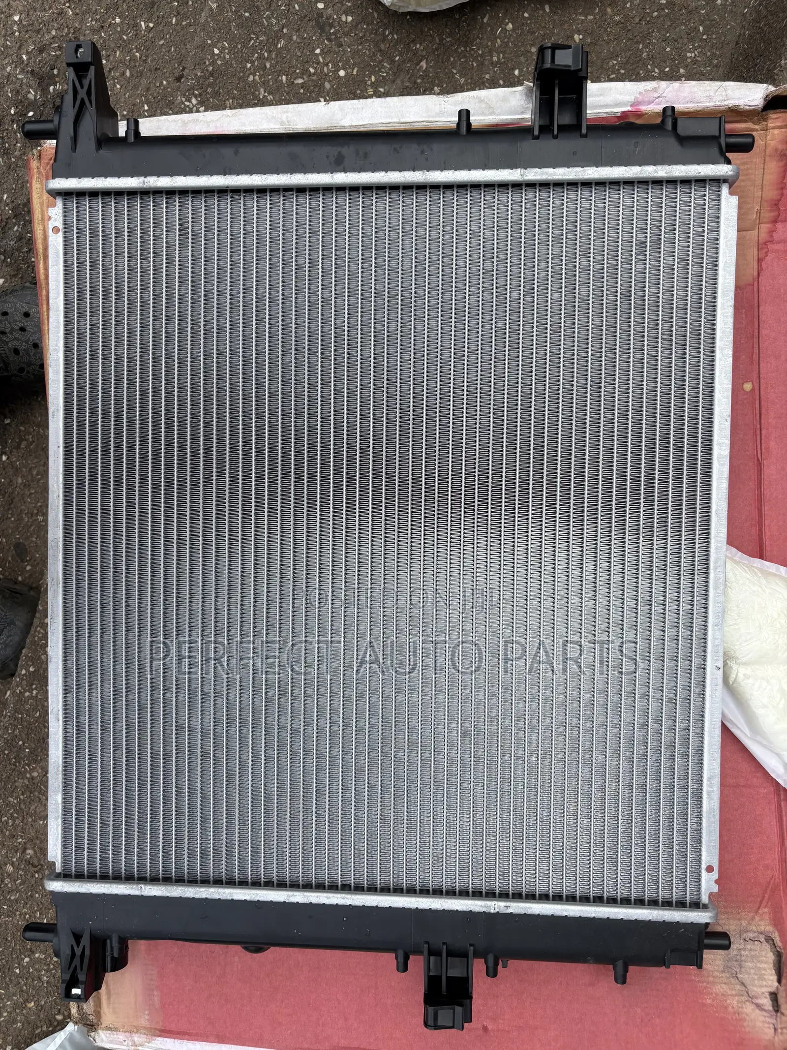 Chevrolet Camaro 2016 2017 2018 2019 2020 Radiator/ Water Tank