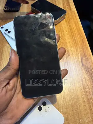Apple iPhone 12 128 GB White