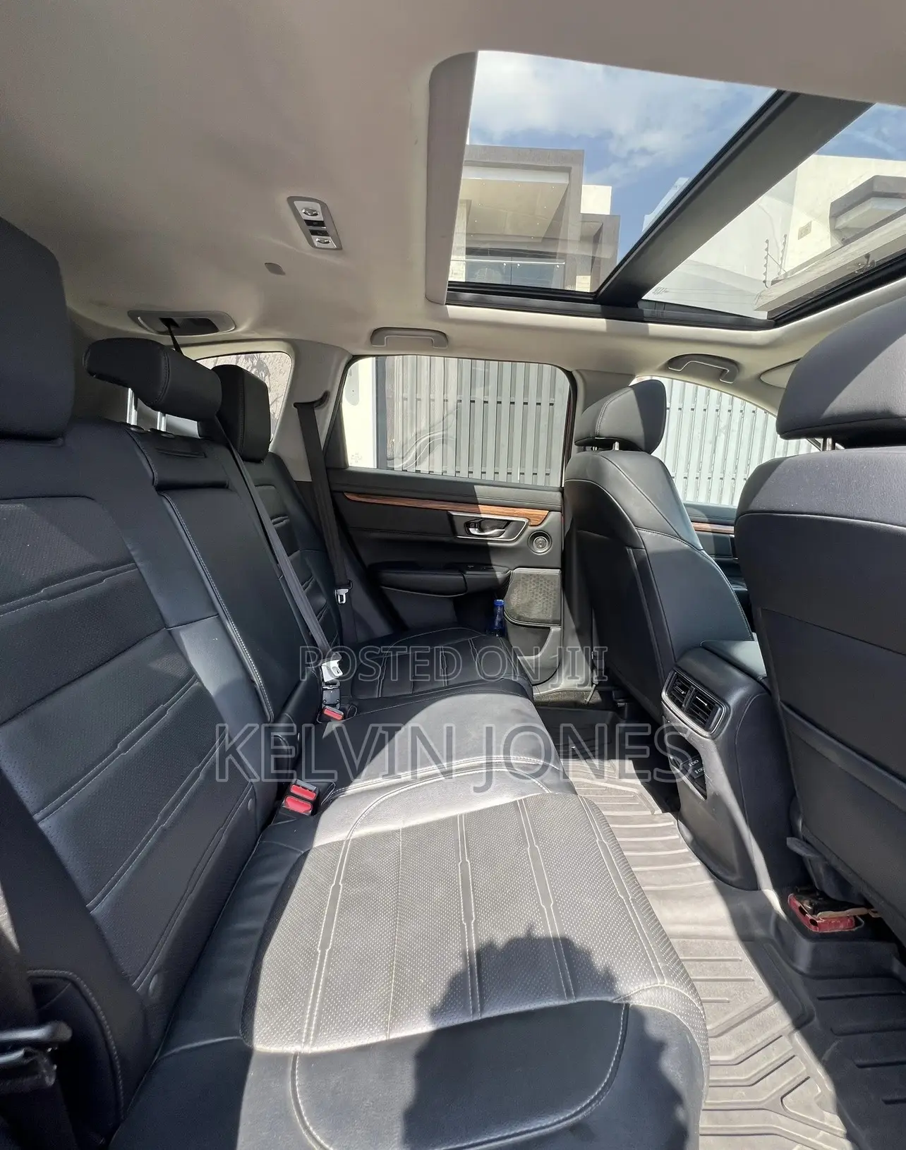 Honda CR-V Touring AWD 2018 Red