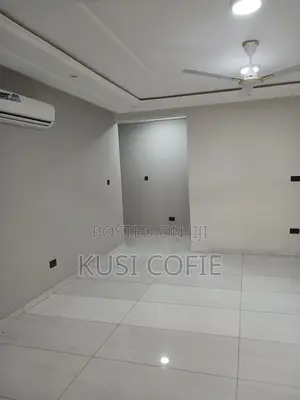 3bdrm Townhouse / Terrace in Parakuo Estate for rent