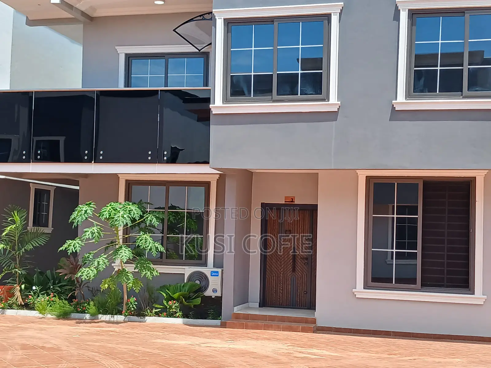3bdrm Townhouse / Terrace in Parakuo Estate for rent