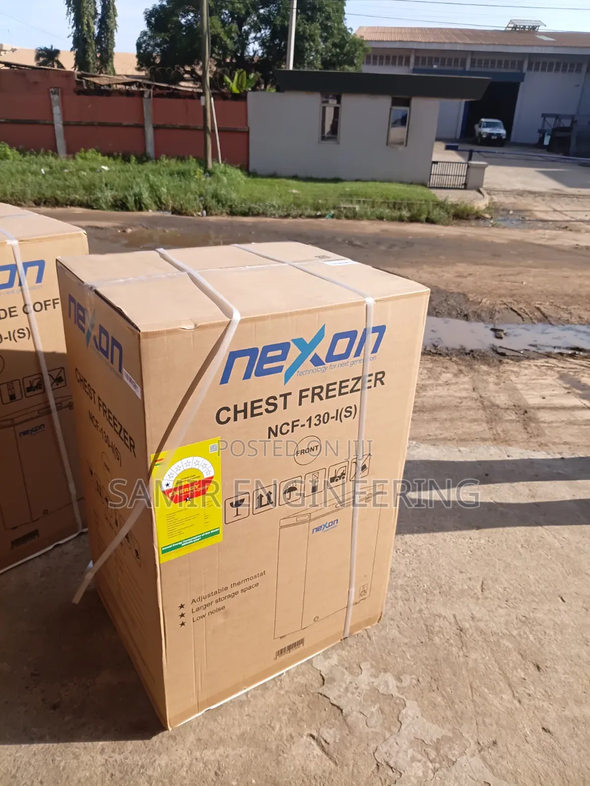 Nexon Ncf-130is Compact Energy-efficient Single-door Chest Freezer