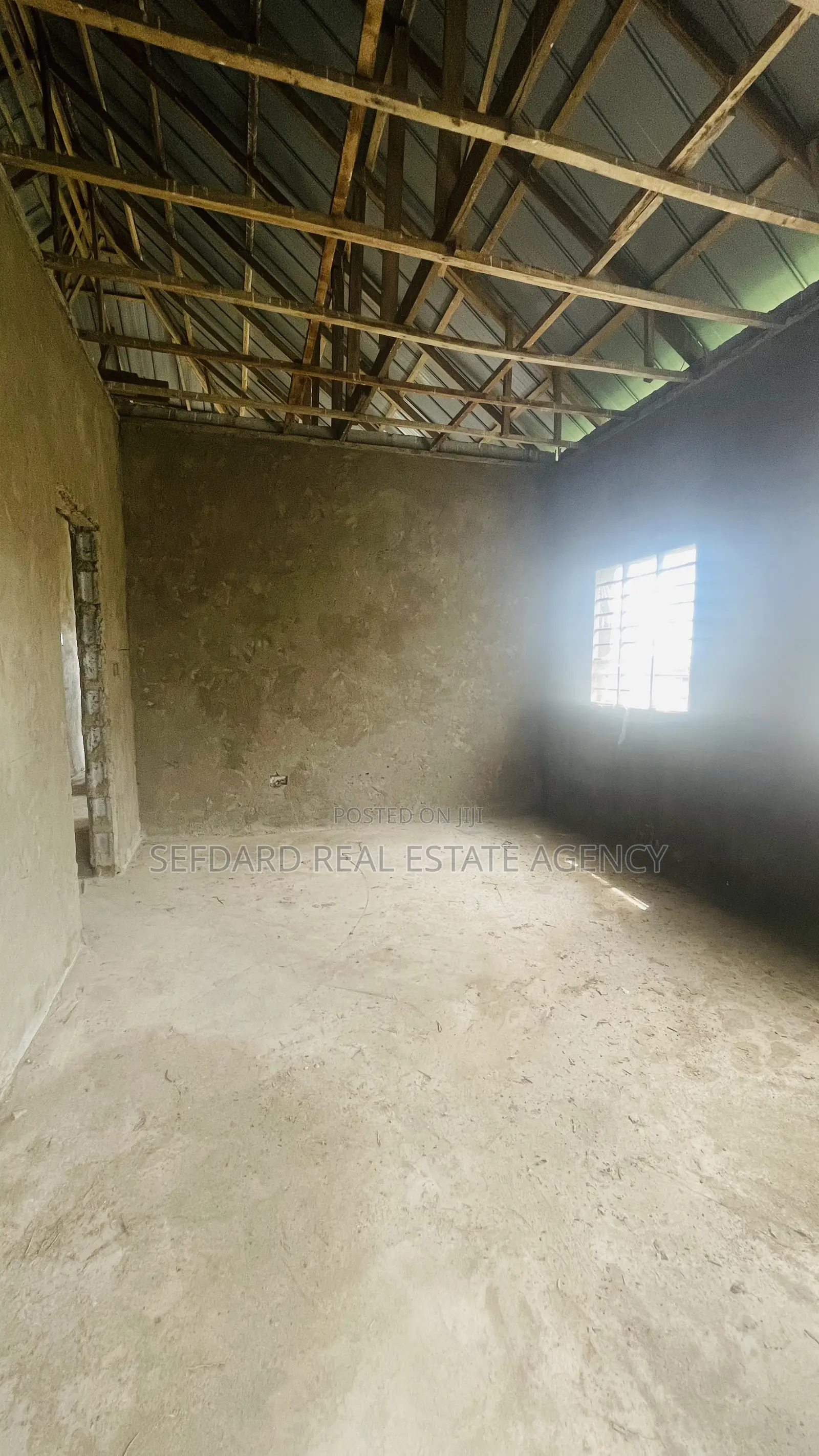 3bdrm House in Sefdard Properties, Ablekuma for sale