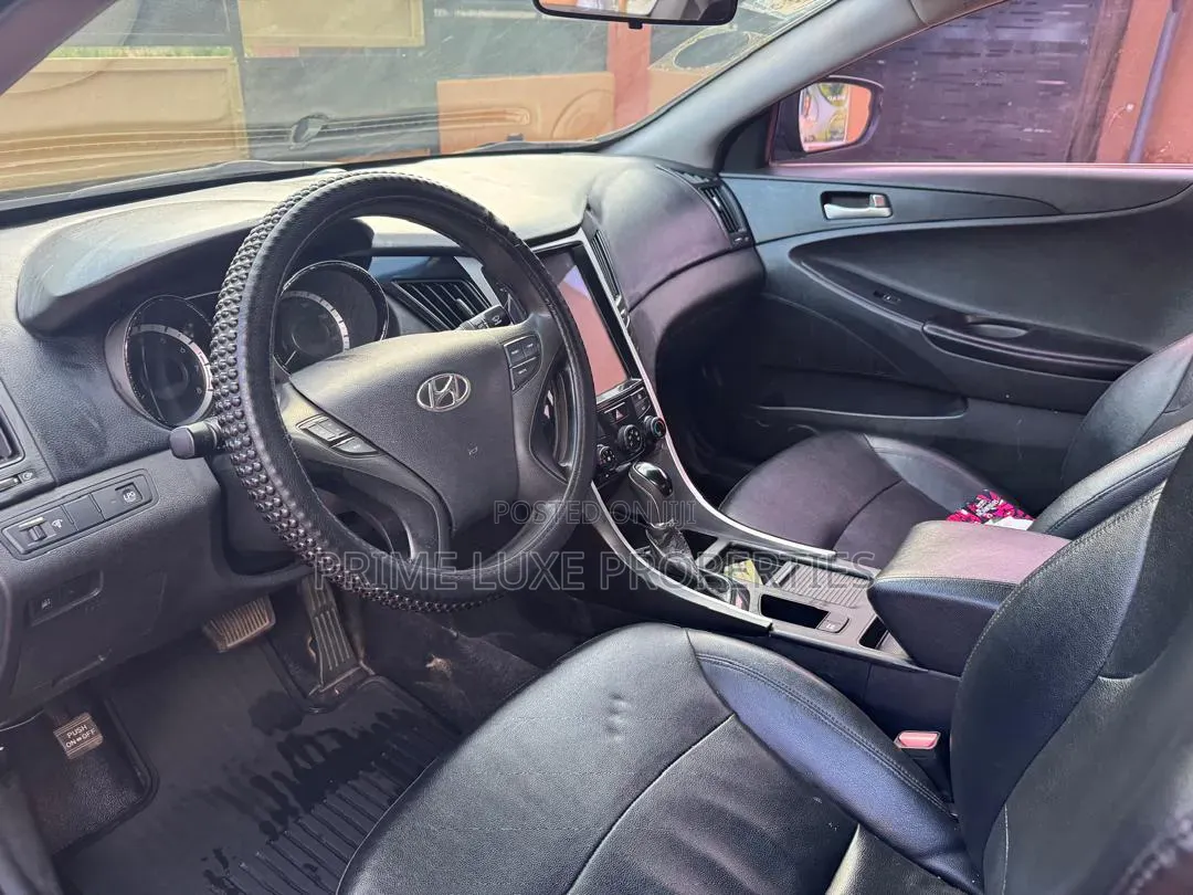Hyundai Sonata 2013 Black