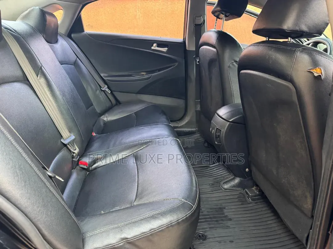 Hyundai Sonata 2013 Black