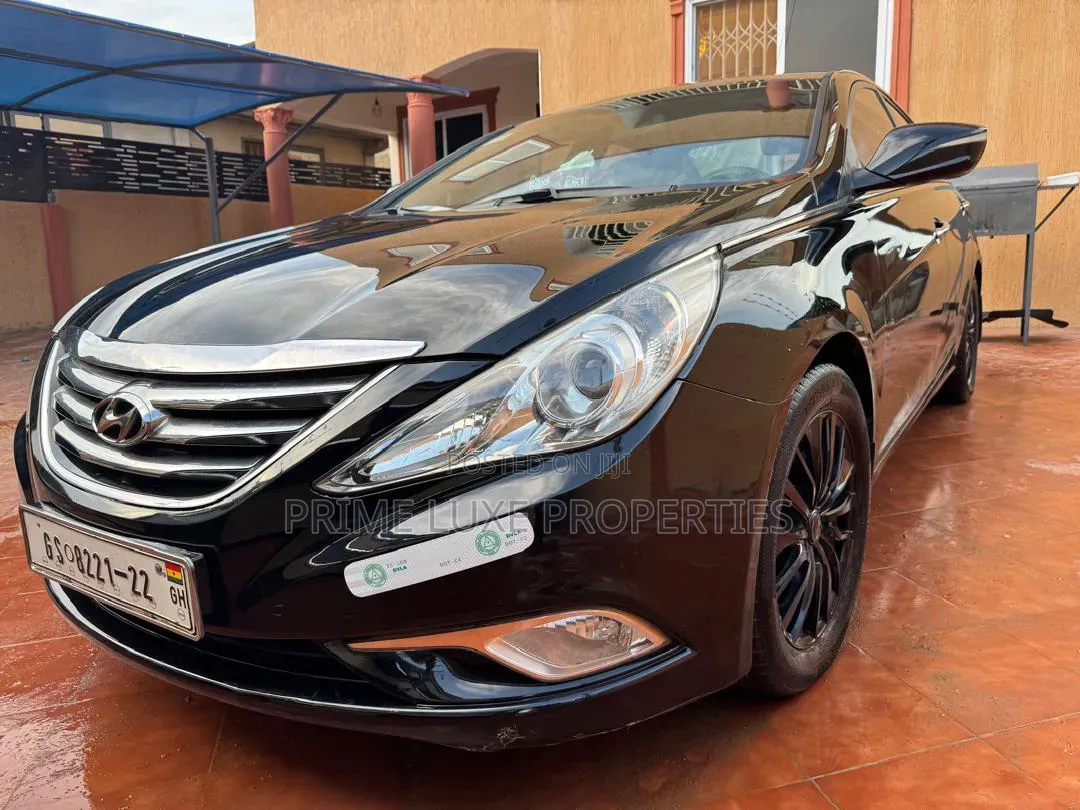 Hyundai Sonata 2013 Black