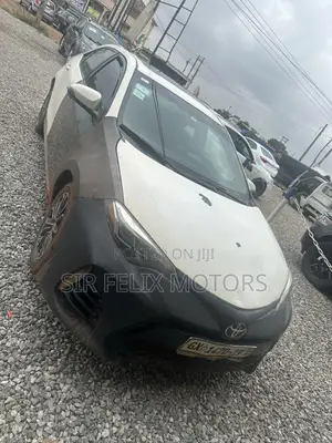 Toyota Corolla S 4dr Sedan (1.8L 4cyl CVT) 2015 White