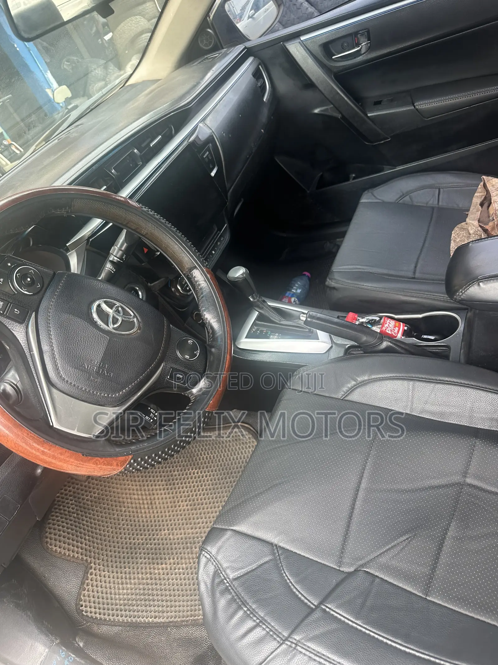 Toyota Corolla S 4dr Sedan (1.8L 4cyl CVT) 2015 White