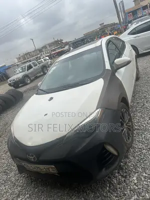 Toyota Corolla S 4dr Sedan (1.8L 4cyl CVT) 2015 White