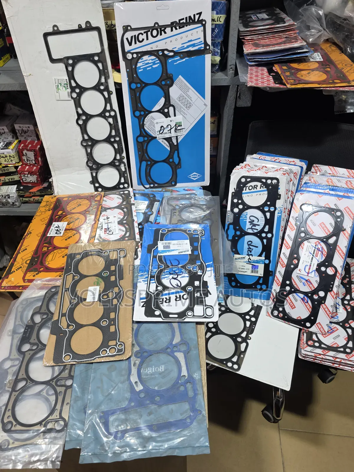 Headlight Gaskets for Different Models of Volkswagen and Audi Engines