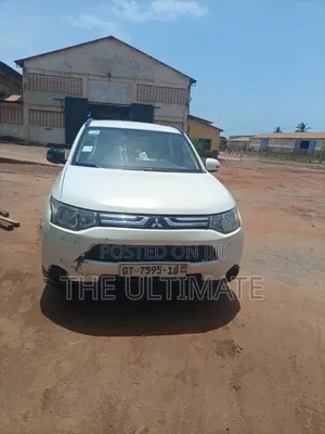 Mitsubishi Outlander 2016 White