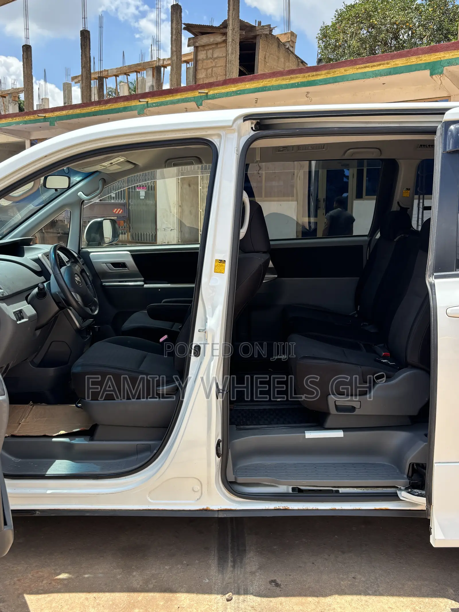 Toyota Voxy 2012 White