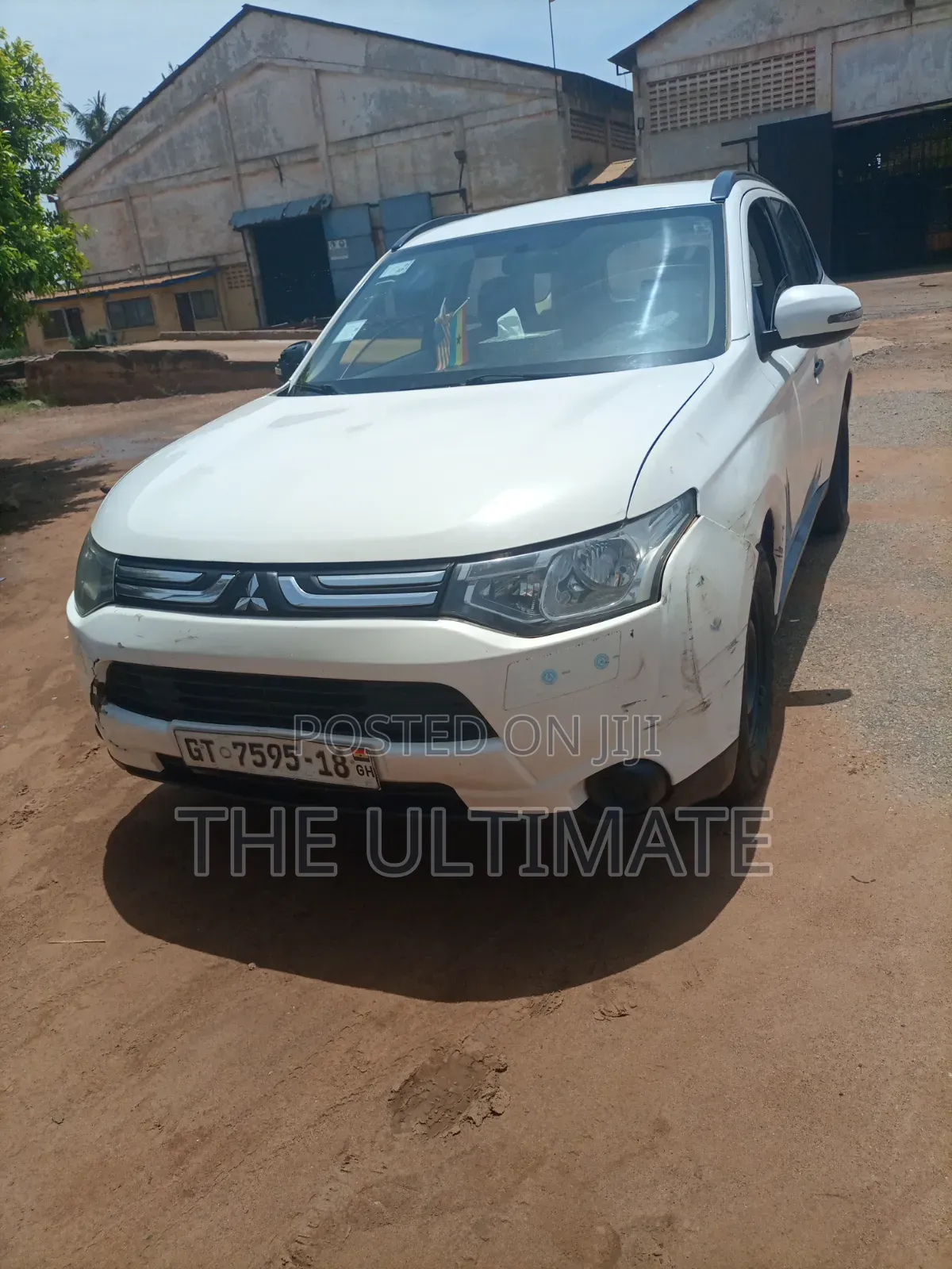 Mitsubishi Outlander 2016 White