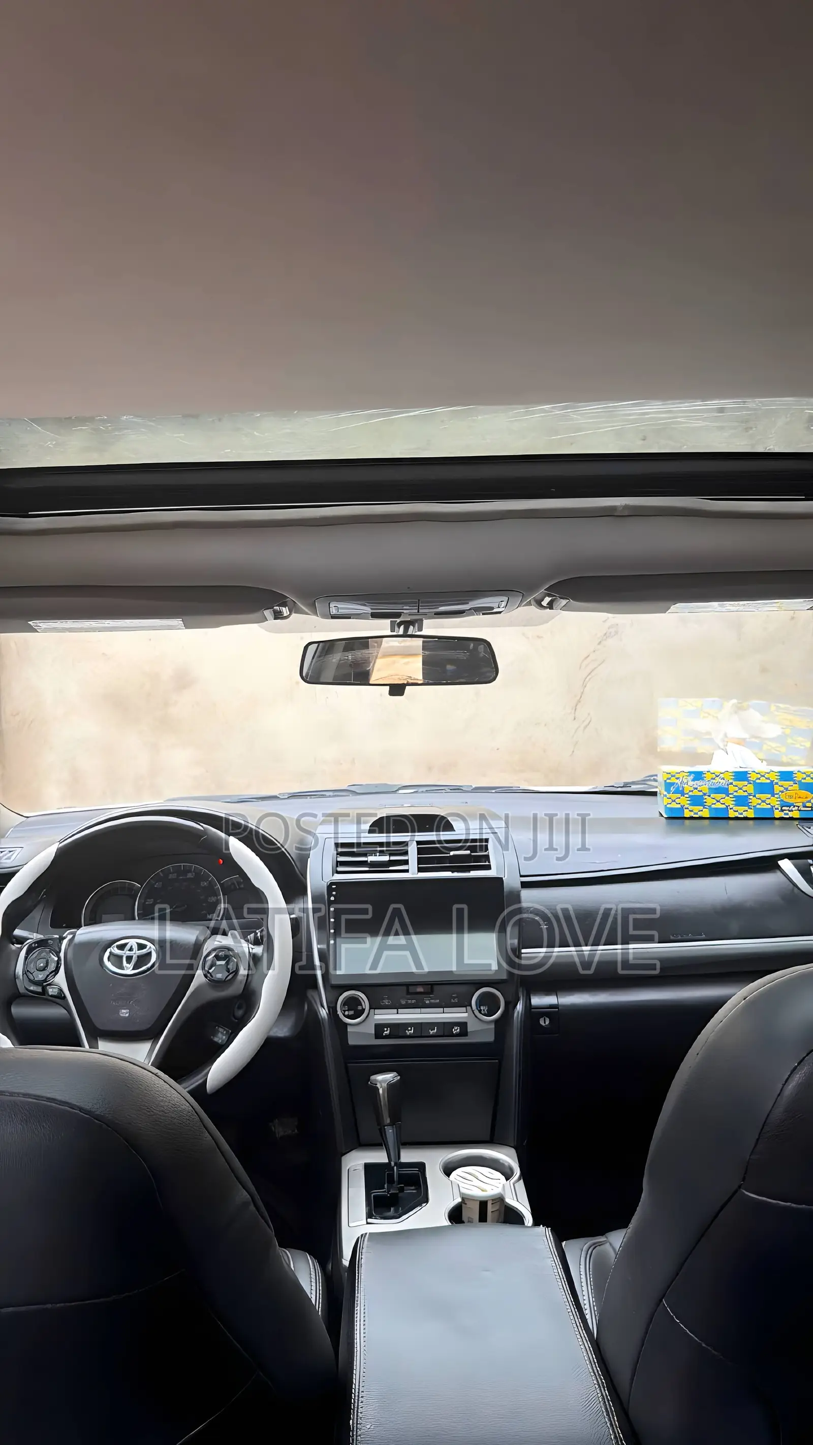 Toyota Camry SE 4dr Sedan (2.5L 4cyl 6A) 2013 White