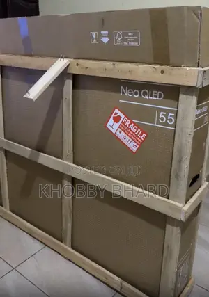 Les Than a Month Used Samsung Qled With Box and All Accessories