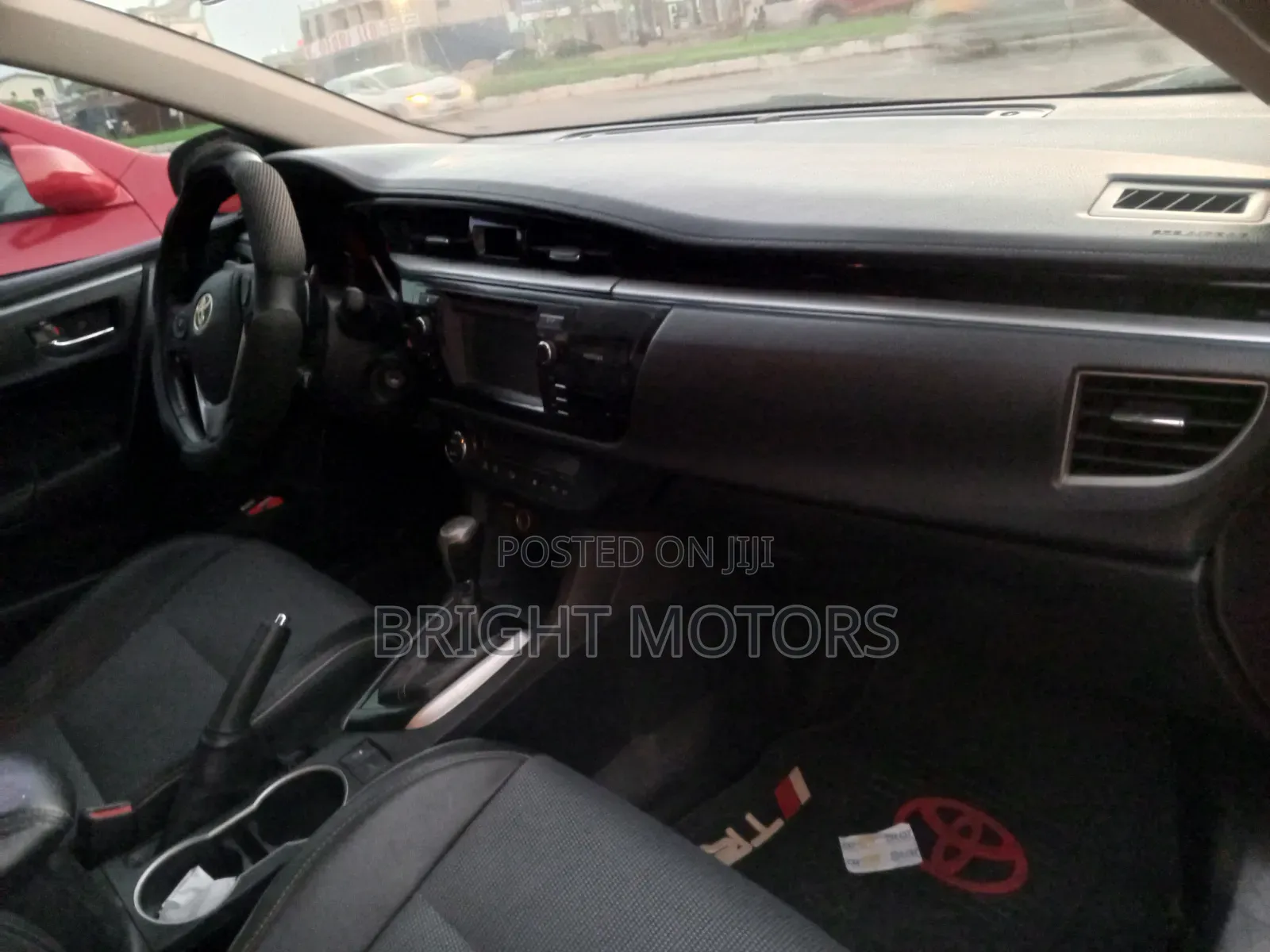 Toyota Corolla S 4dr Sedan (1.8L 4cyl CVT) 2016 Red