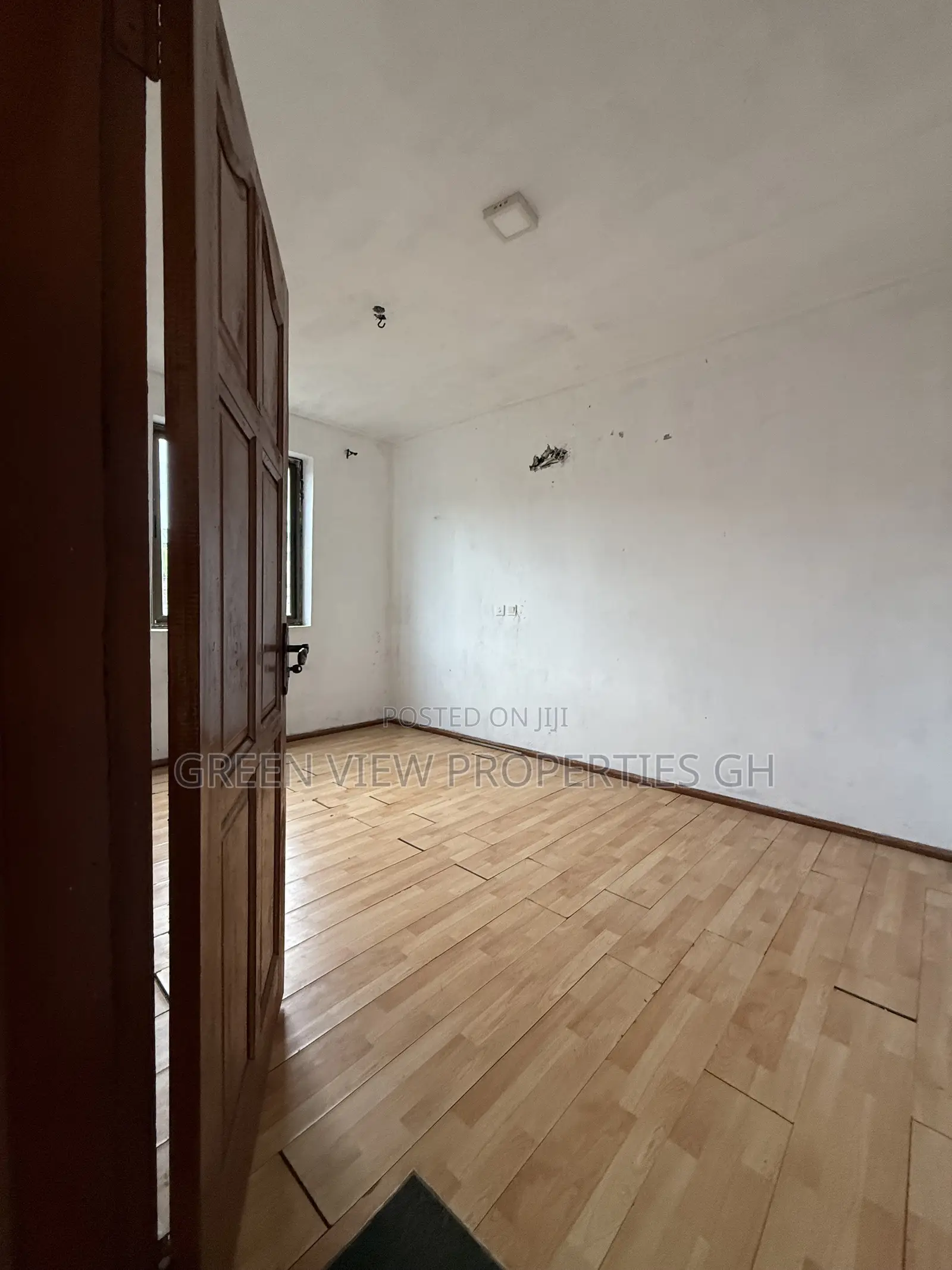 2bdrm Apartment in West Hills Mall Area for rent