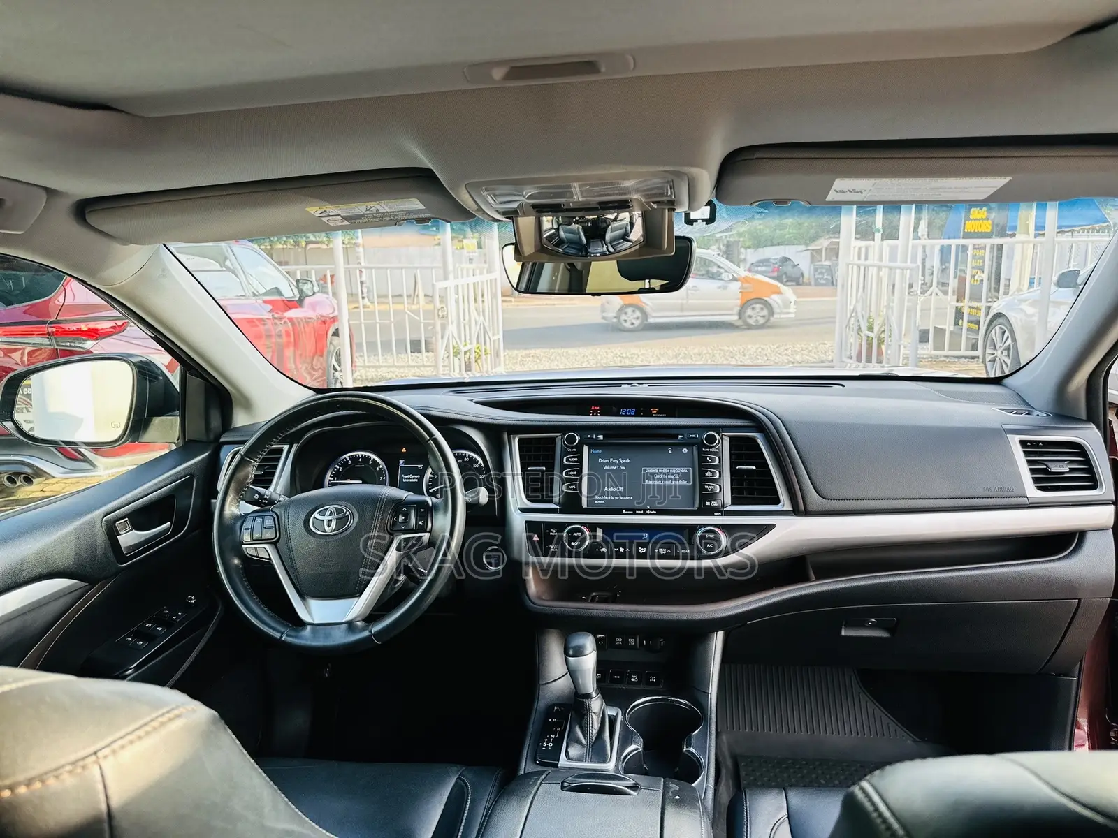 Toyota Highlander XLE 4x4 V6 (3.5L 6cyl 8A) 2018 Burgundy