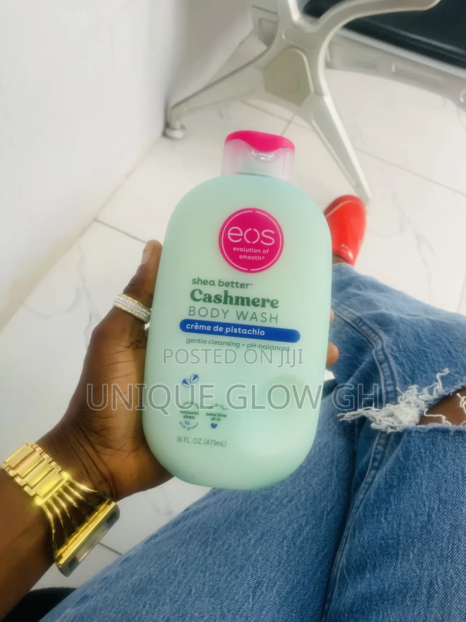 Evolution of Smooth (Eos) Shea Better Cashmere Body Wash. Gentle, Ph