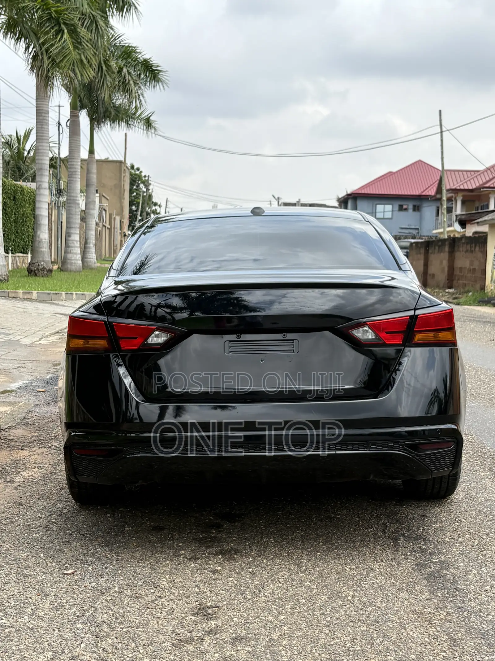 Nissan Altima 2.5 SL 2021 Black