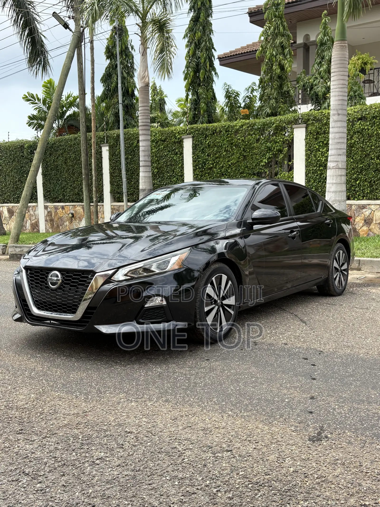 Nissan Altima 2.5 SL 2021 Black