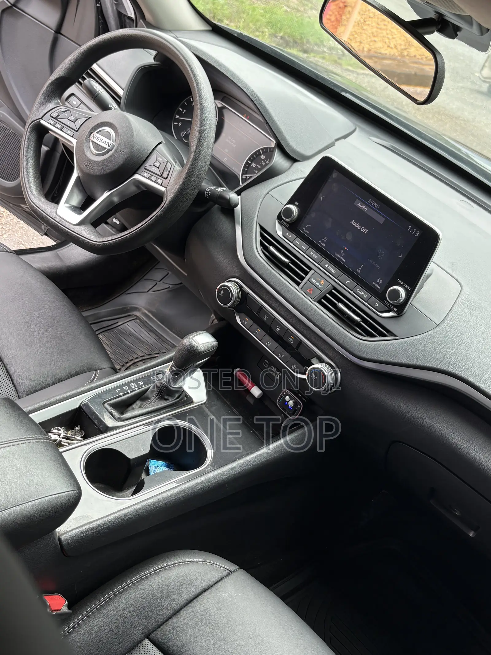 Nissan Altima 2.5 SL 2021 Black