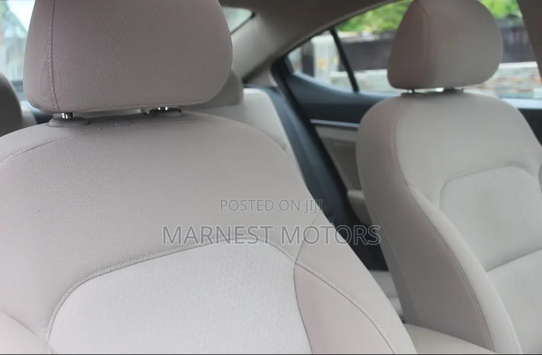 Hyundai Elantra SEL 2018 Black