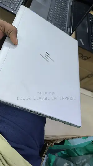 Laptop HP EliteBook 840 G6 8GB Intel Core i7 SSD 256GB