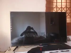 Amcom 50 Smart Television