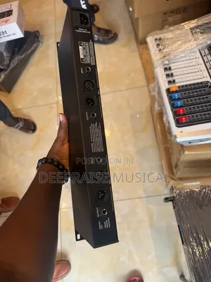 DBX Ex-3000 Processor Exciter( Bass Enhancer)