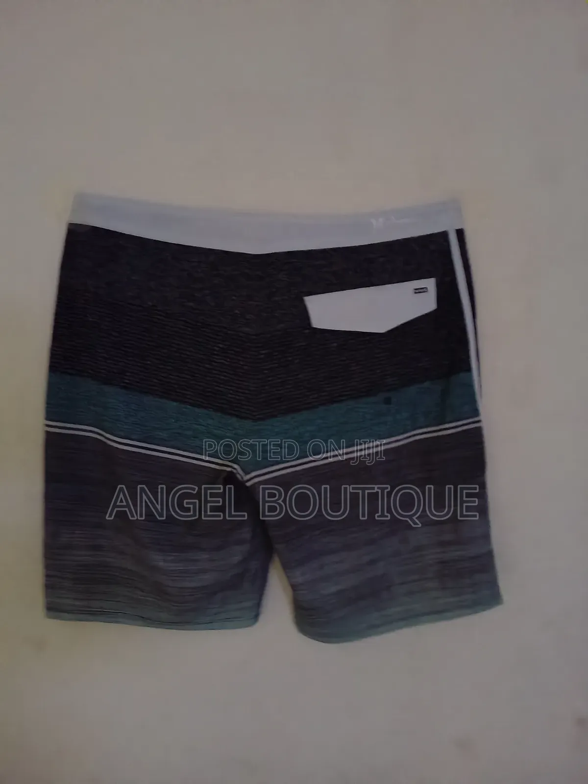 Phantom Hurley Classy Beach Wear