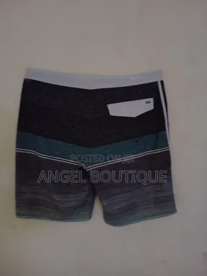 Phantom Hurley Classy Beach Wear
